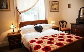 Clara Lodge Guesthouse