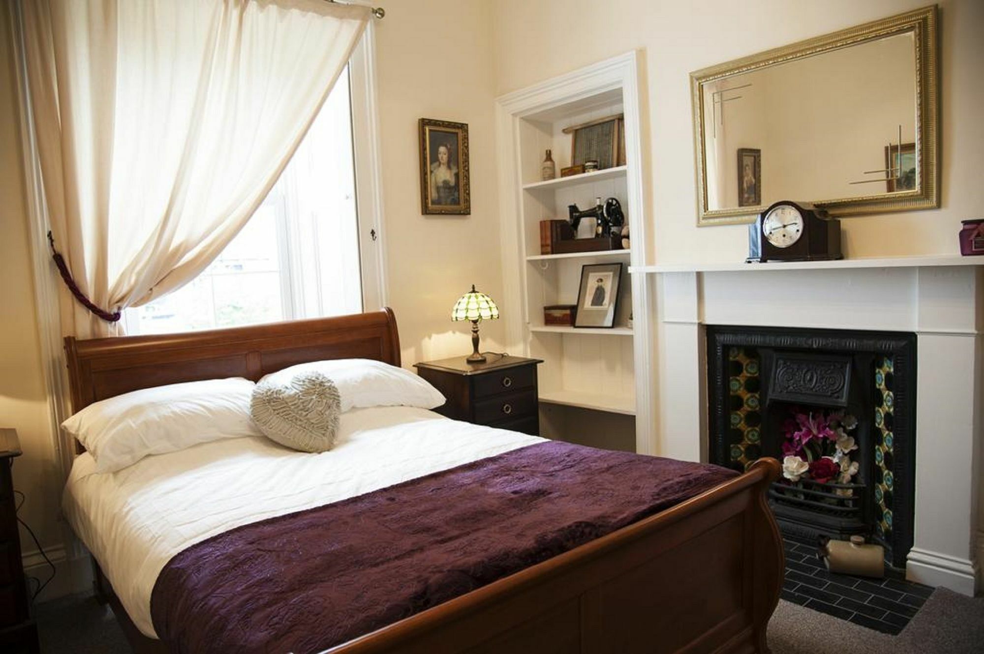 Clara Lodge Guesthouse Dunfermline Exterior photo